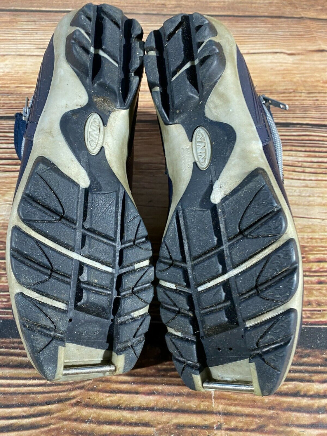 Alpina ST11 Nordic Cross Country Ski Boots Size EU37 US5 NNN bindings