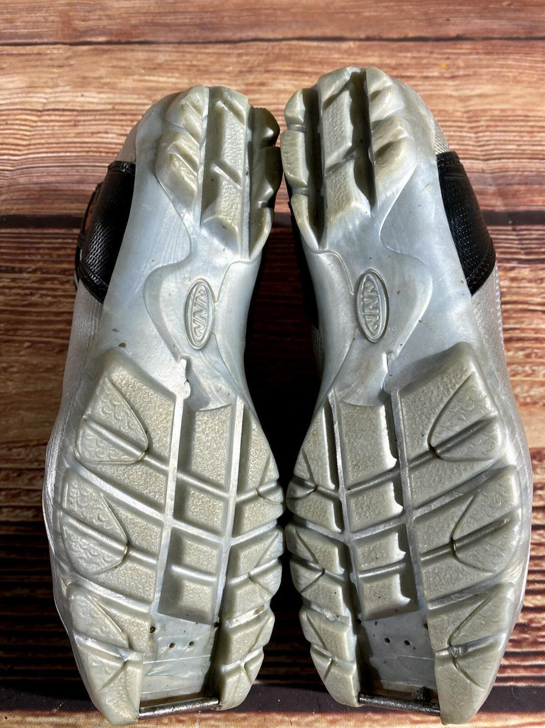 Alpina ST10 Nordic Cross Country Ski Boots Size EU37 US5.5 for NNN