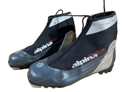 Alpina ST10 Nordic Cross Country Ski Boots Size EU41 US8 NNN bindings 601