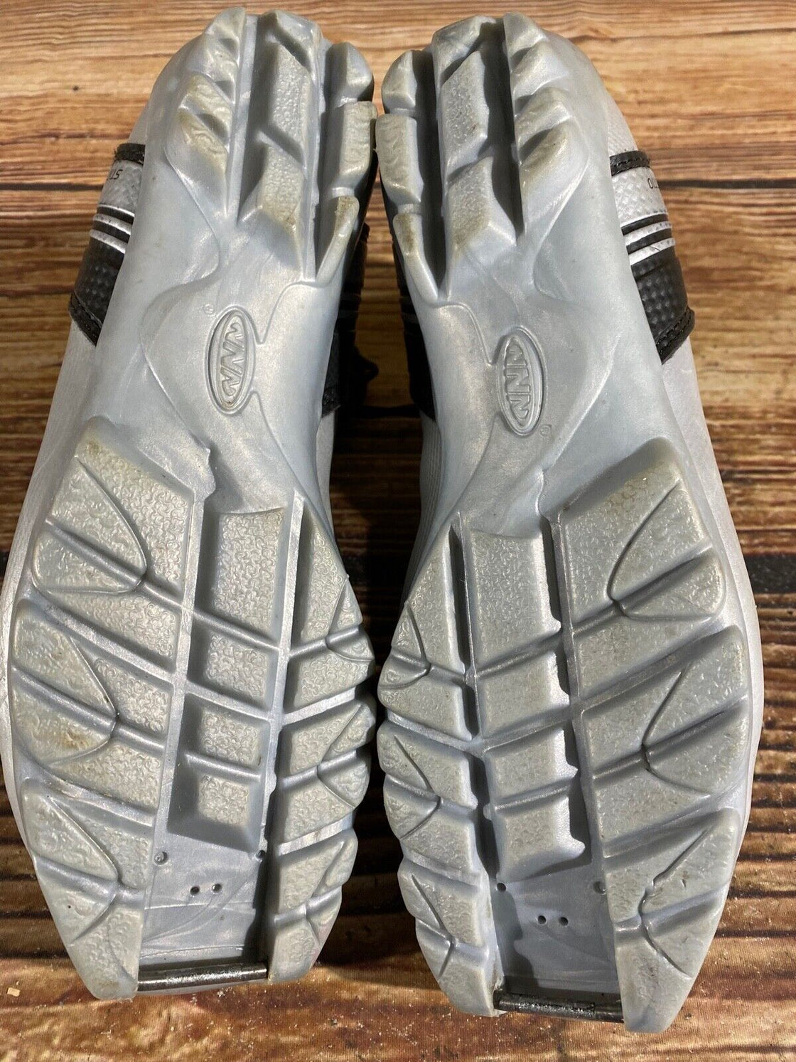 Alpina ST10 Nordic Cross Country Ski Boots Size EU37 US5 for NNN 875
