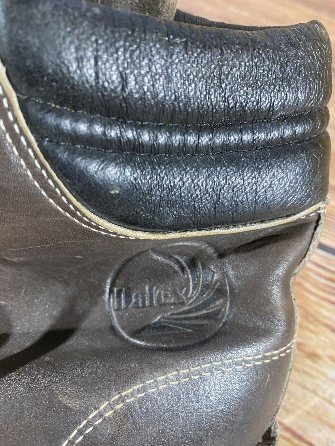 DALEX Vintage Nordic Cross Country Ski Boots EU38, US5.5 Kandahar Cable Bindings