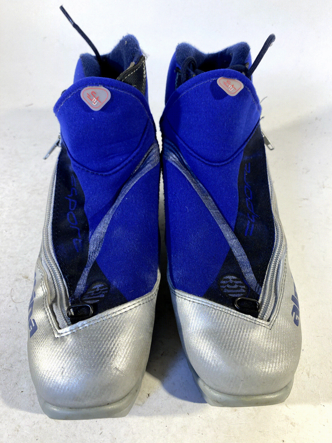 Alpina ST11 JR Nordic Cross Country Ski Boots Size EU40 US7.5 NNN bindings 393
