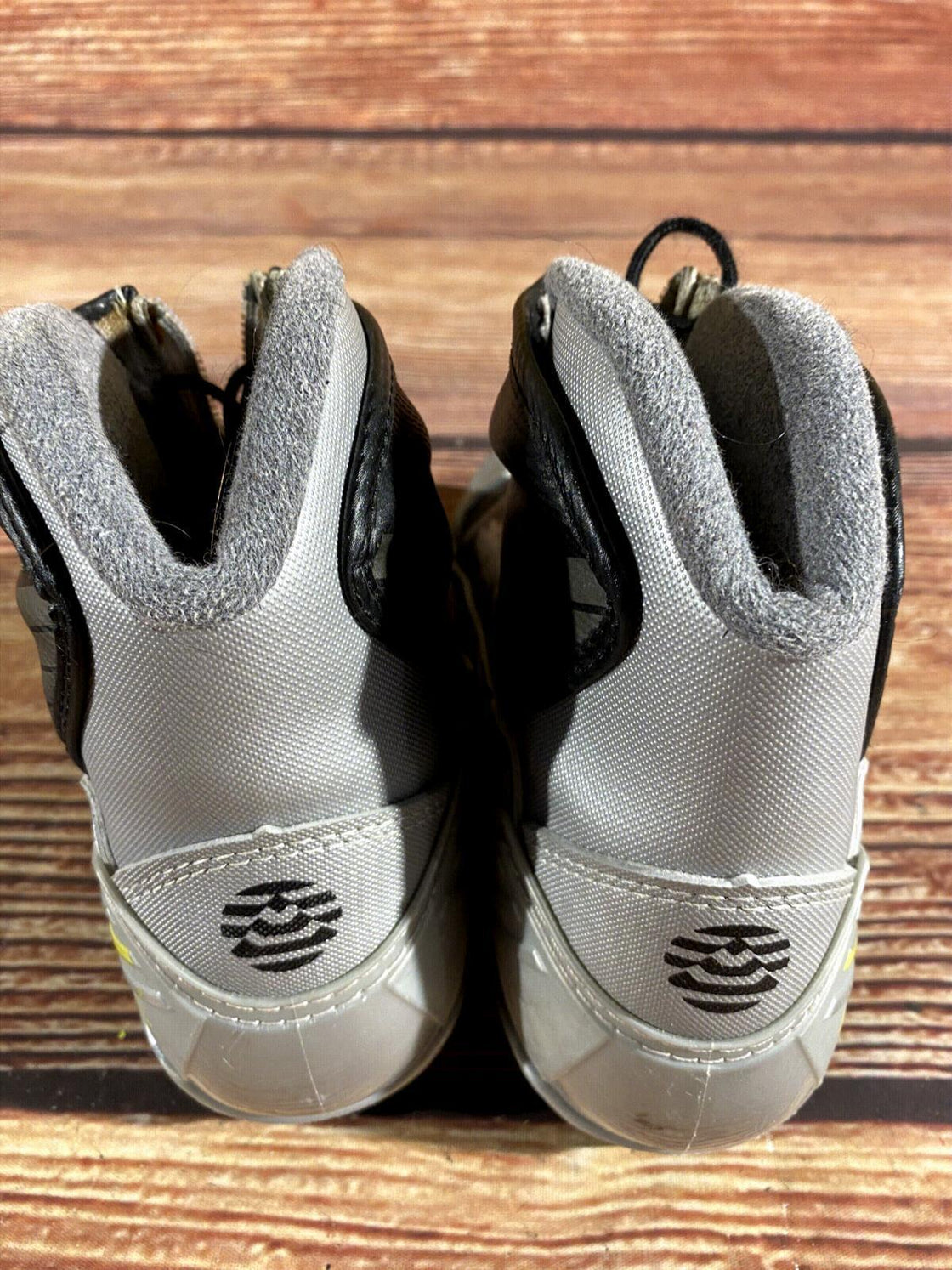 Alpina SP20L Nordic Cross Country Ski Boots Size EU40L US7.5 for NNN