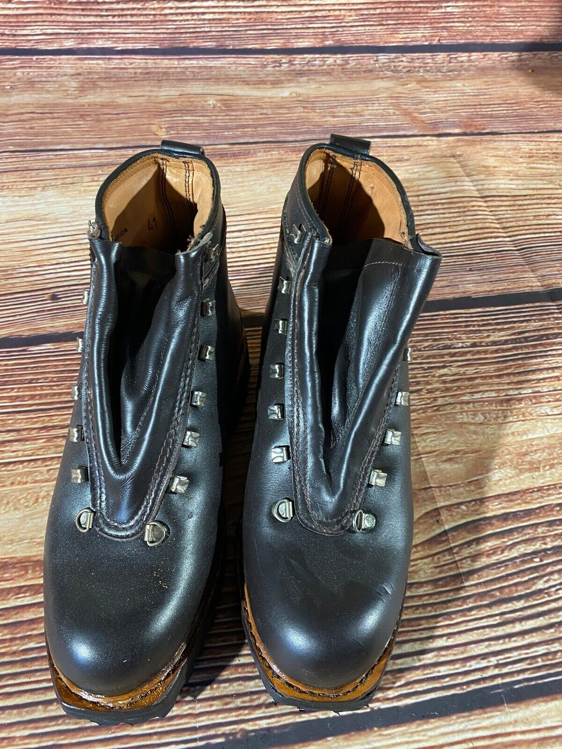 Alpina Vintage Cross Country Ski Boot Kandahar Old Cable Binding EU41 US8 KL57