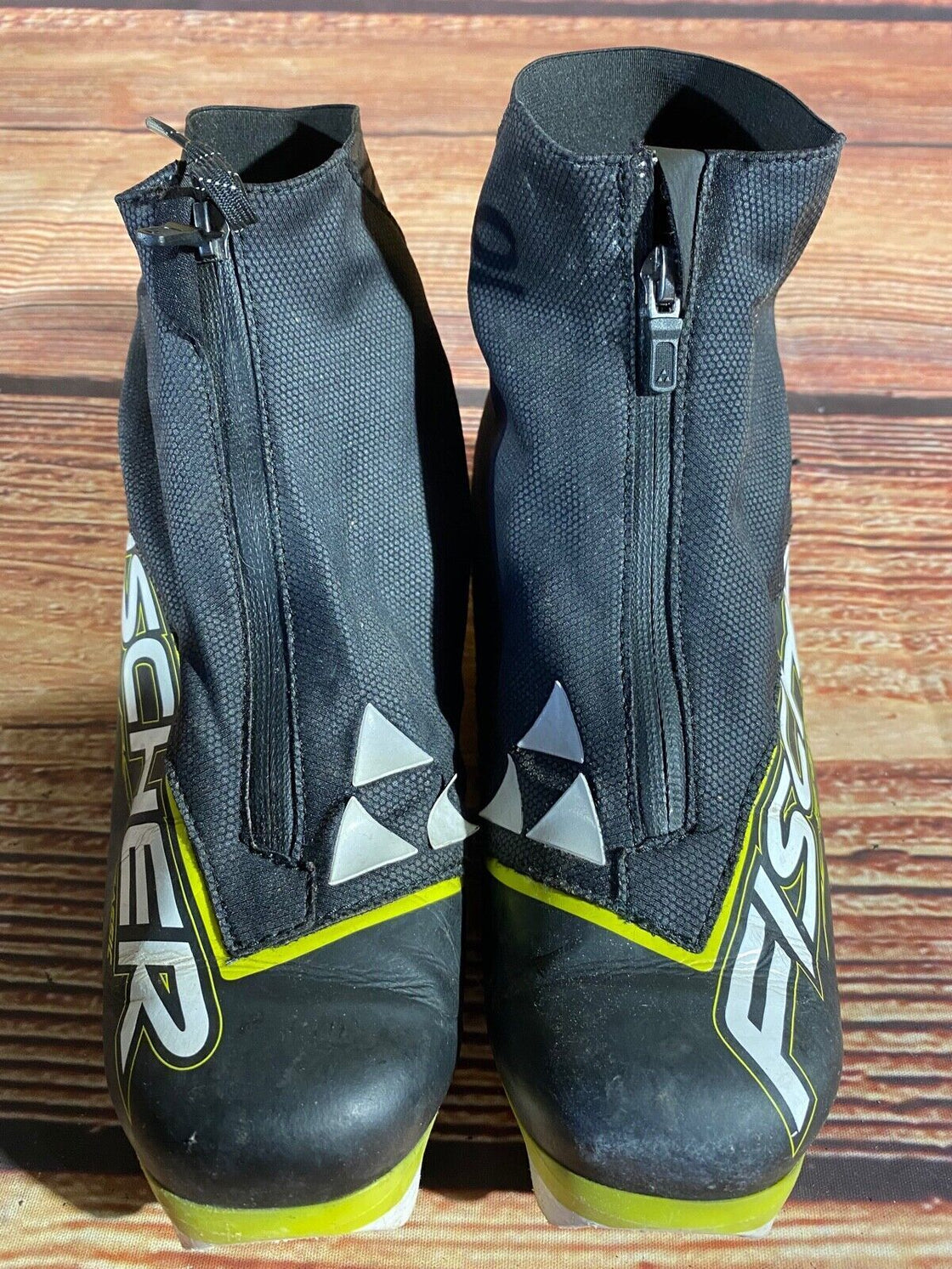 Fischer RCS Classic Nordic Cross Country Ski Boots Size EU38 US6 NNN