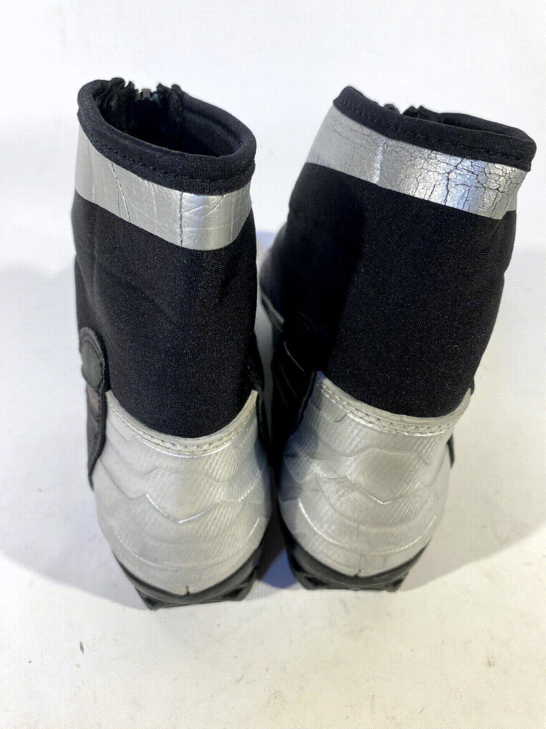 Alpina ST10 Nordic Cross Country Classic Ski Boots Size EU40 US7.5 for NNN 21