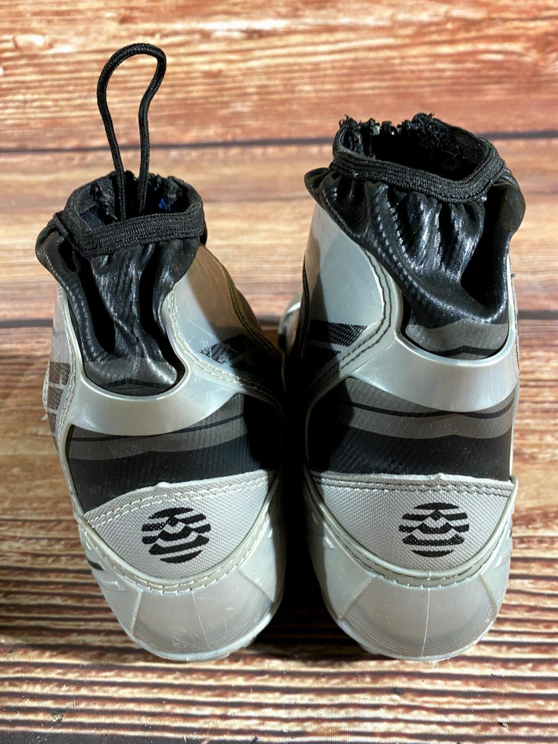 Alpina ST10jr Nordic Cross Country Ski Boots Size EU38 US6 for NNN