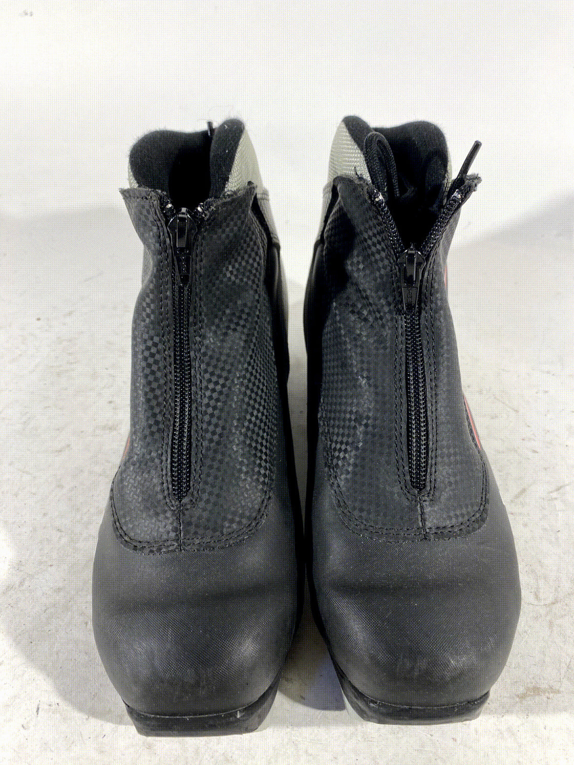 Alpina T8 Nordic Cross Country Classic Ski Boots Size EU38 US6 for NNN 213