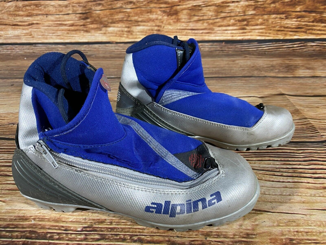 Alpina ST11J Nordic Cross Country Ski Boots Size EU39 US7 NNN bindings