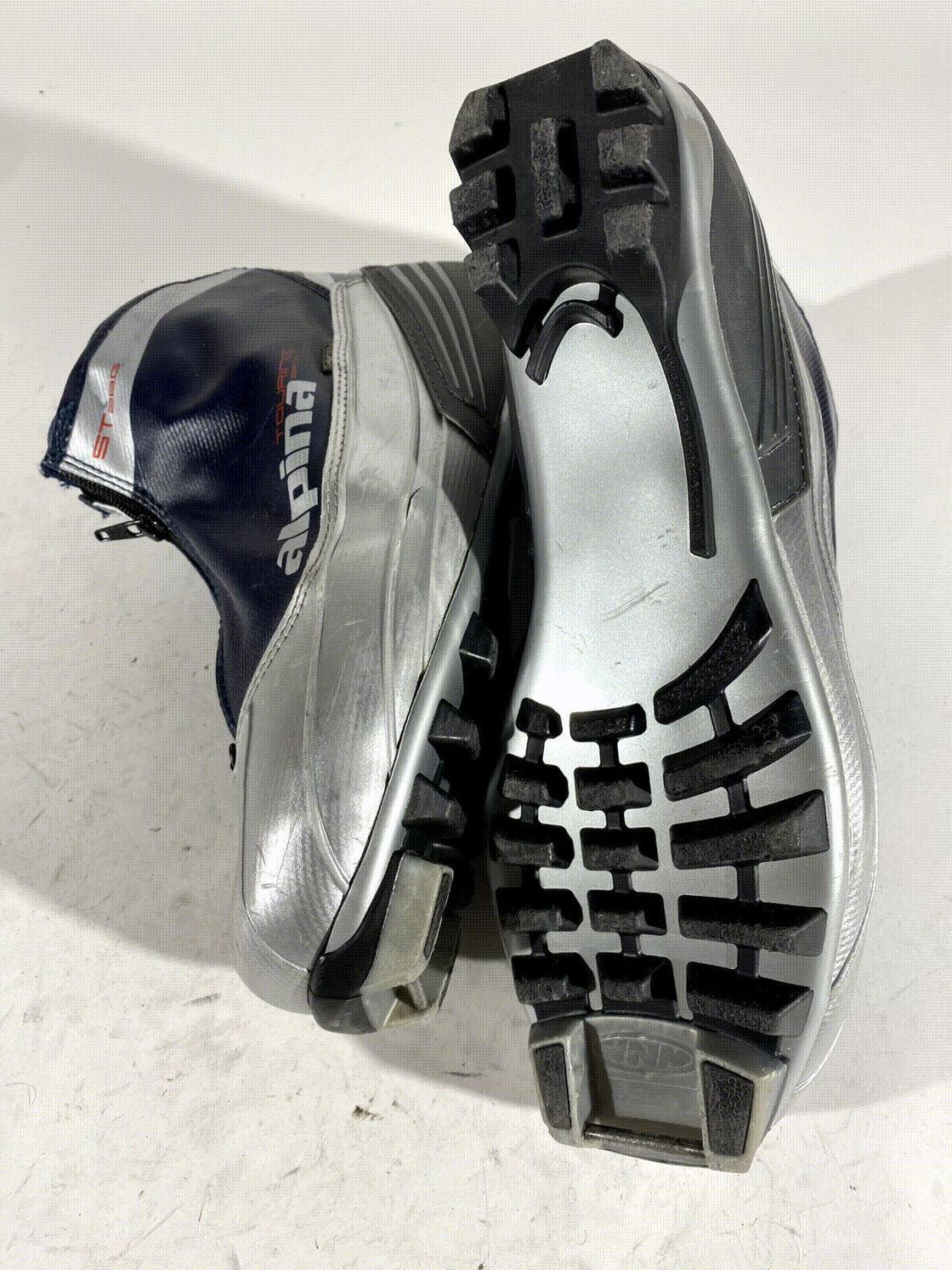 Alpina ST28G Nordic Cross Country Ski Boots Size EU44 US10.5 for NNN 915