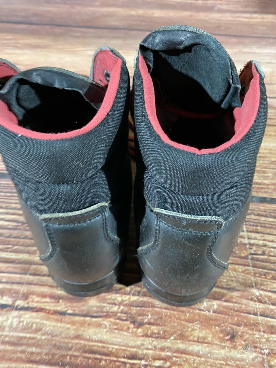 Garmont Gjende Telemark Nordic Norm Cross Ski Boots US9.25 MONDO 275  NNN BC