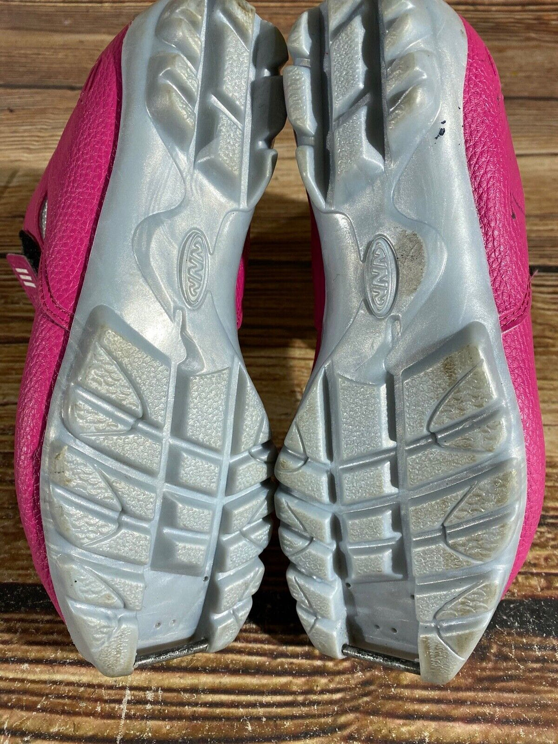 Alpina Frost Nordic Cross Country Ski Boots Size EU37 US5.5 for NNN 900