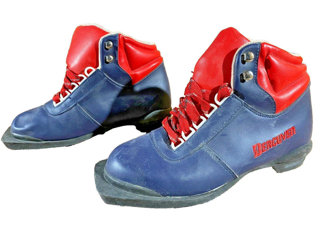 Berguven Vintage Retro Nordic Norm Cross Country Ski Boots Size EU39 US7 NN 75mm