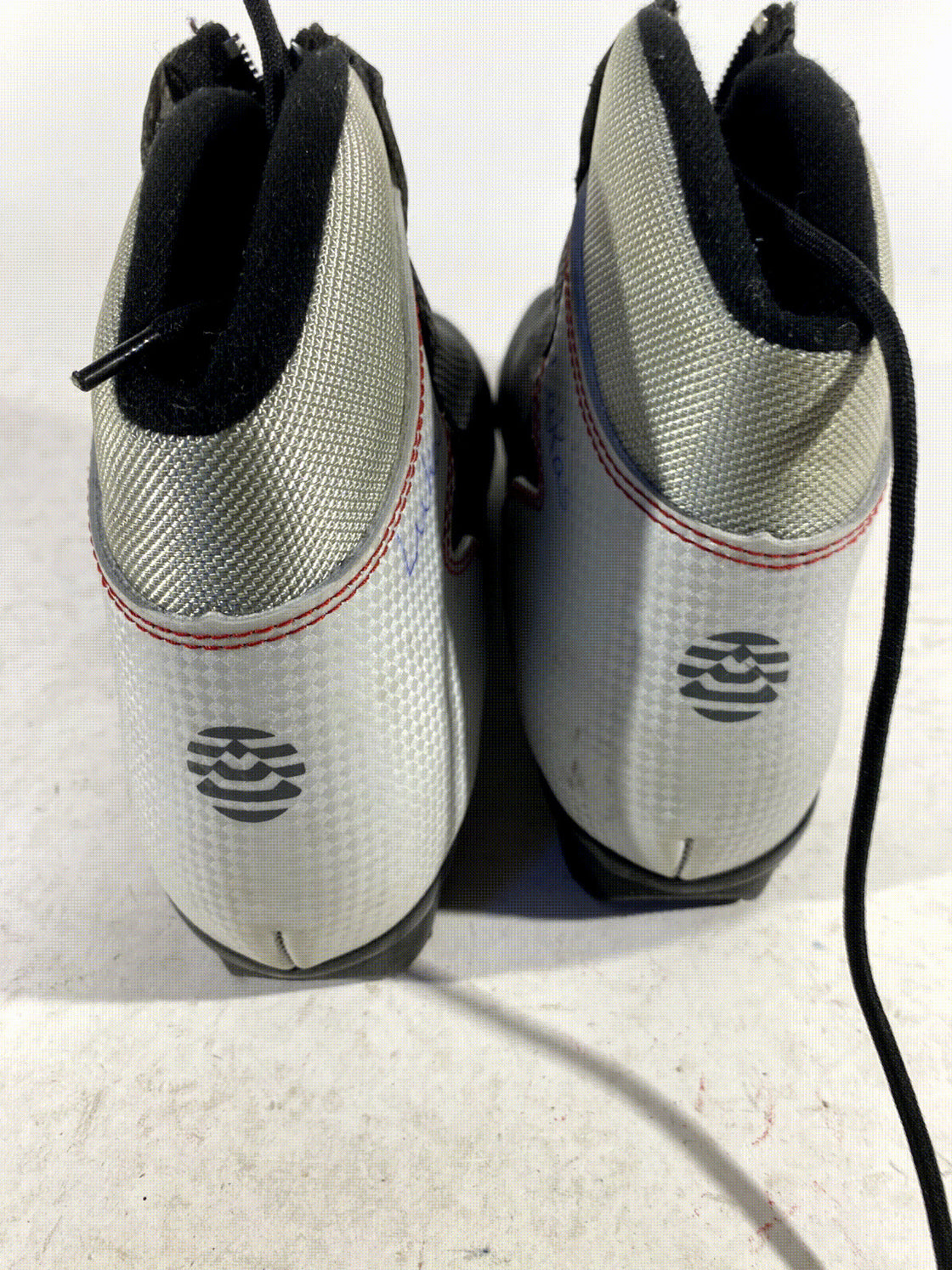 Alpina Touring Nordic Cross Country Touring Ski Boots Size EU41 US8 for NNN 277