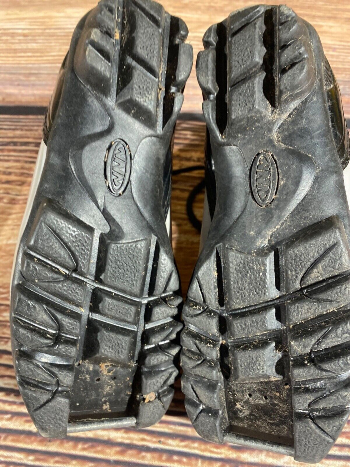 Fischer XJ Sprint Kids Nordic Cross Country Ski Boots Size EU30 US11.5 NNN F-526