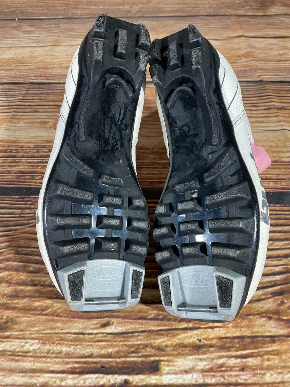 Alpina Touring Cross Country Ski Boots Classic Size EU35 US3.5 NNN Rottefella