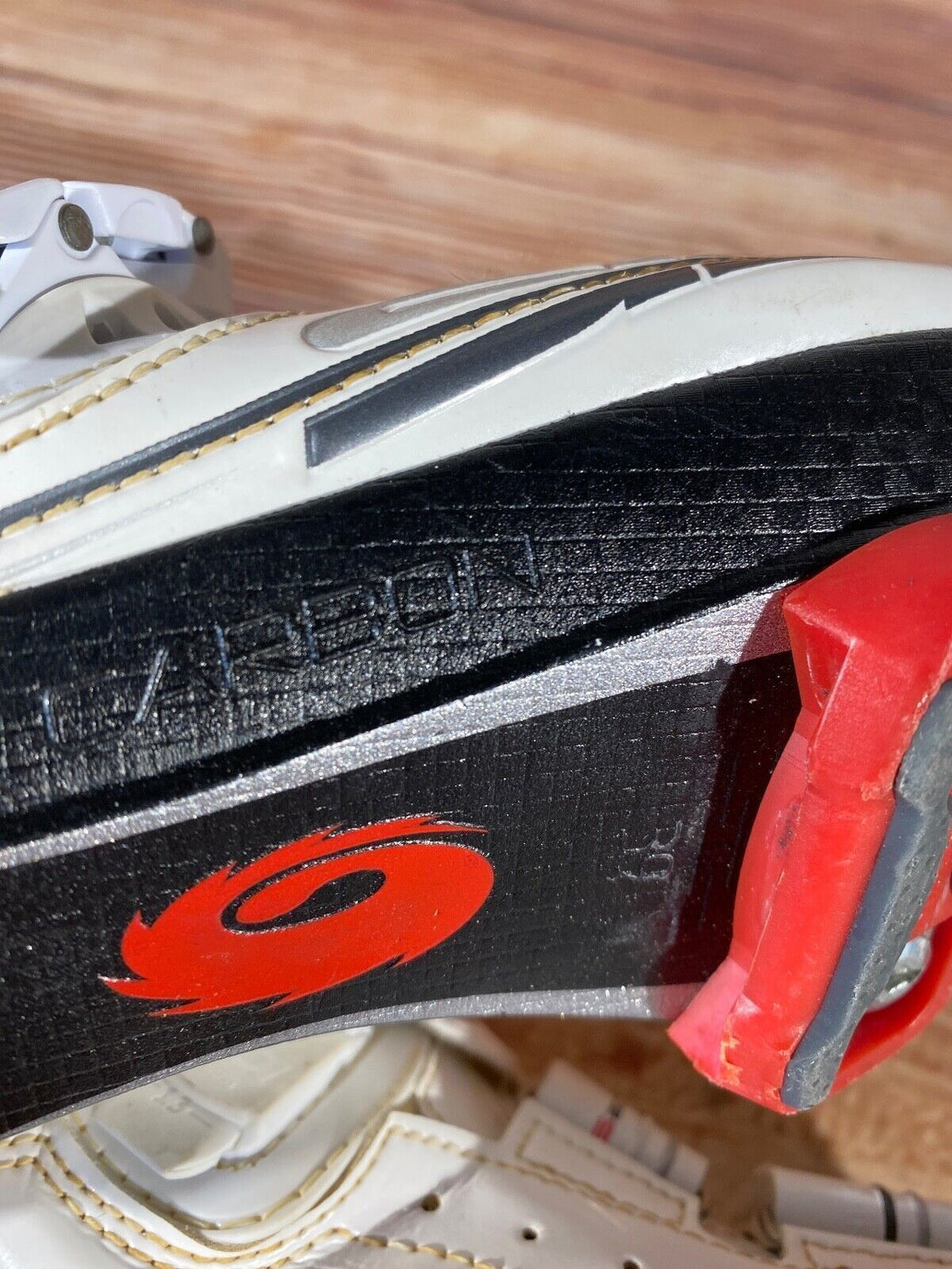 SIDI Carbon Road Cycling Shoes Road Bike 3 Bolts Unisex Size EU39 US6  Mondo 238