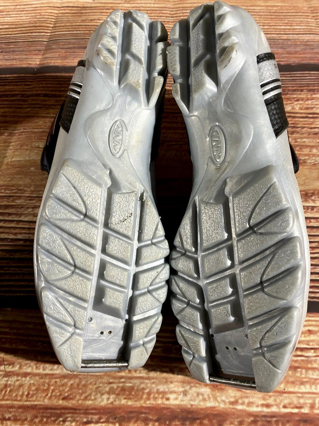 Alpina ST10 Nordic Cross Country Ski Boots Size EU39 US7 for NNN
