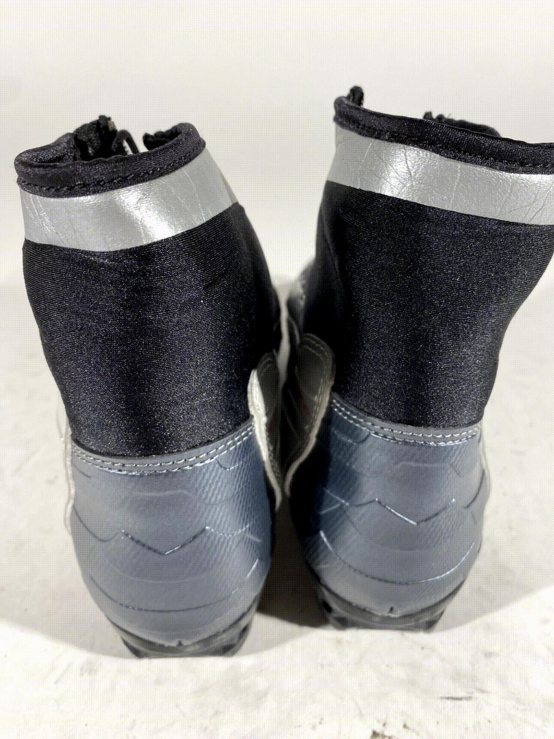 Alpina ST10 Nordic Cross Country Ski Boots Size EU39 US7 for NNN