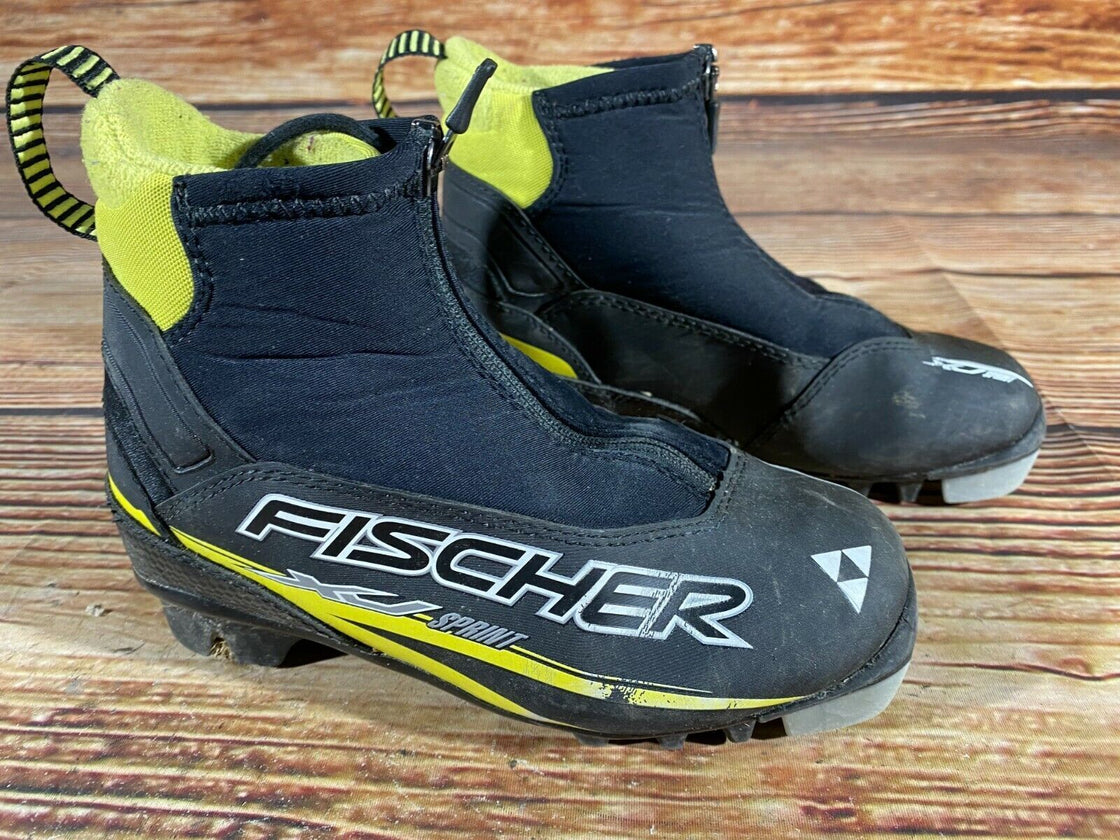Fischer XJ Sprint Kids Nordic Cross Country Ski Boots Size EU33 NNN F-105