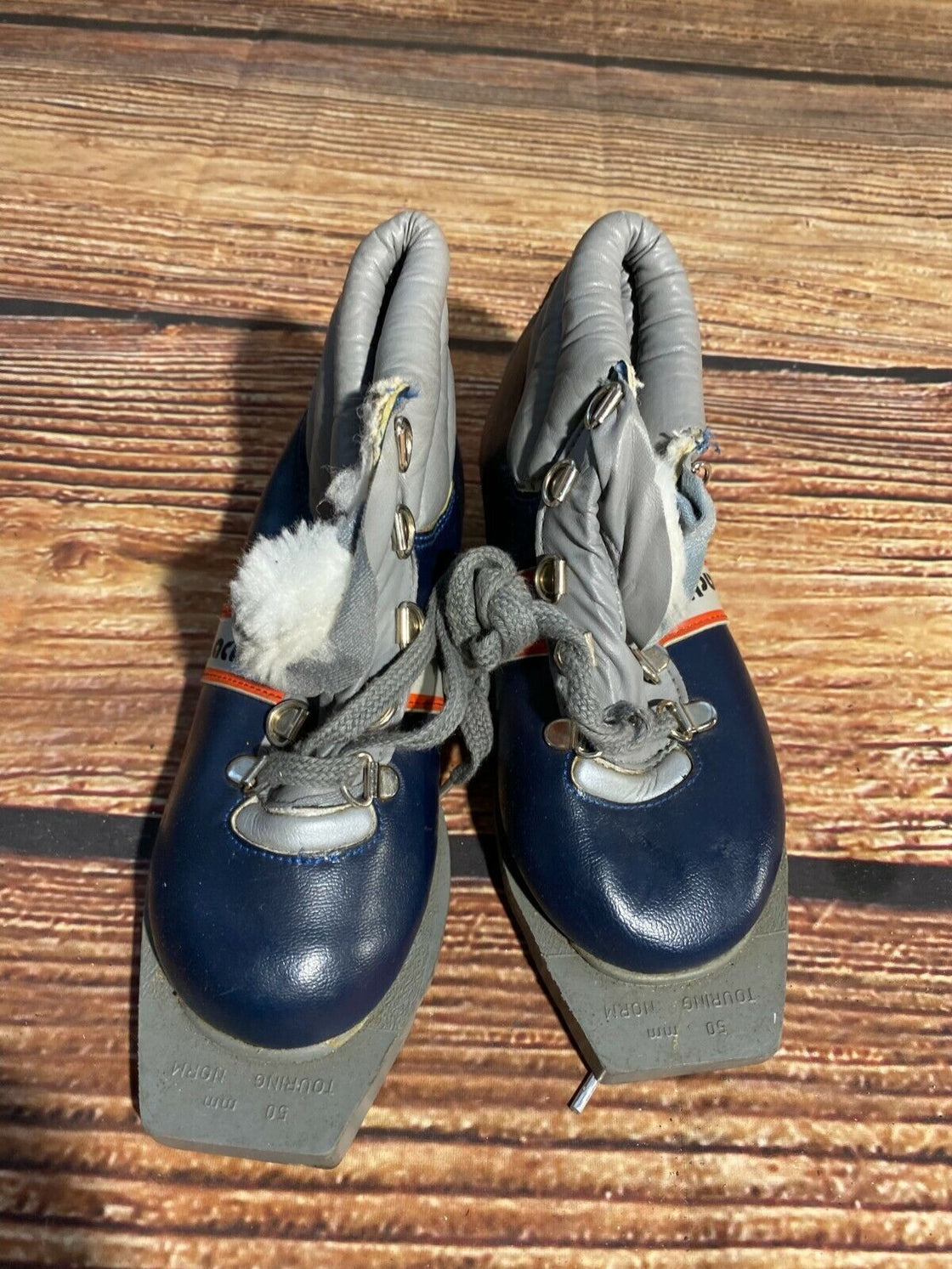 Botas Vintage Cross Country Ski Boots Kids Size EU31 US12.5 Touring Norm 50mm