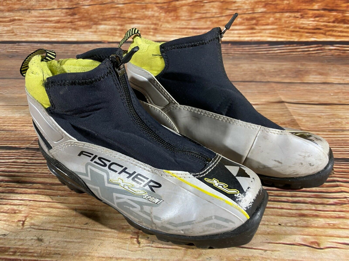 Fischer XJ Sprint Kids Nordic Cross Country Ski Boots Size EU35 NNN F-112
