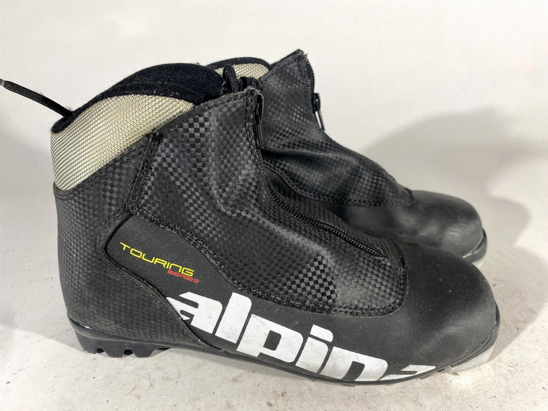 Alpina Touring Nordic Cross Country Ski Boots Size EU39 US7 for NNN 843