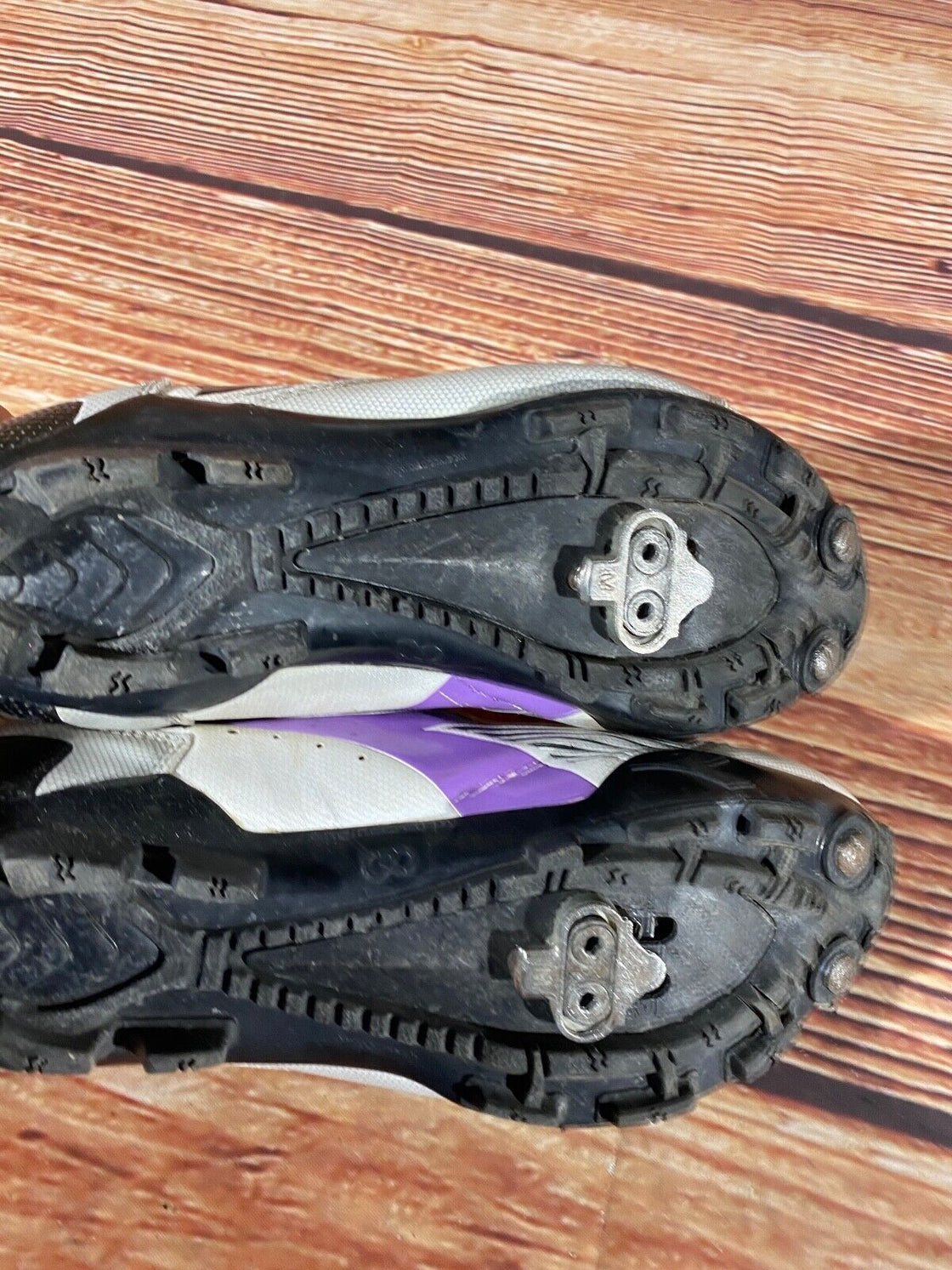 DIADORA Escape 2 MTB Cycling Shoes 2 Bolts Ladies Size EU40 US8.5 Mondo 244
