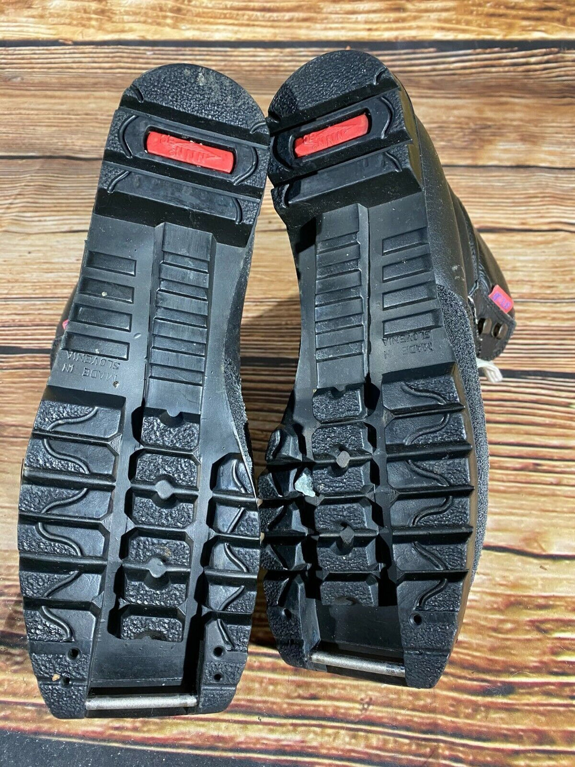 Alpina Back Country Nordic Ski Boots Size EU39 US7 NNN-BC bindings
