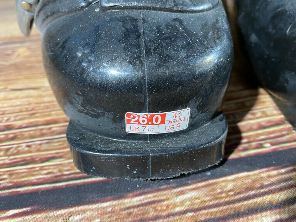 SALOMON Alpine Ski Boots Size Mondo 260 mm, Outer Sole 307 mm DH134