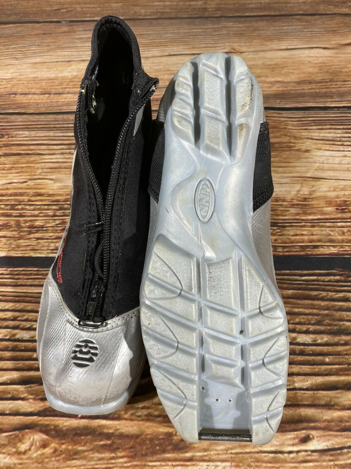 Alpina ST10 Jr Nordic Cross Country Ski Boots Size EU38 US6 NNN