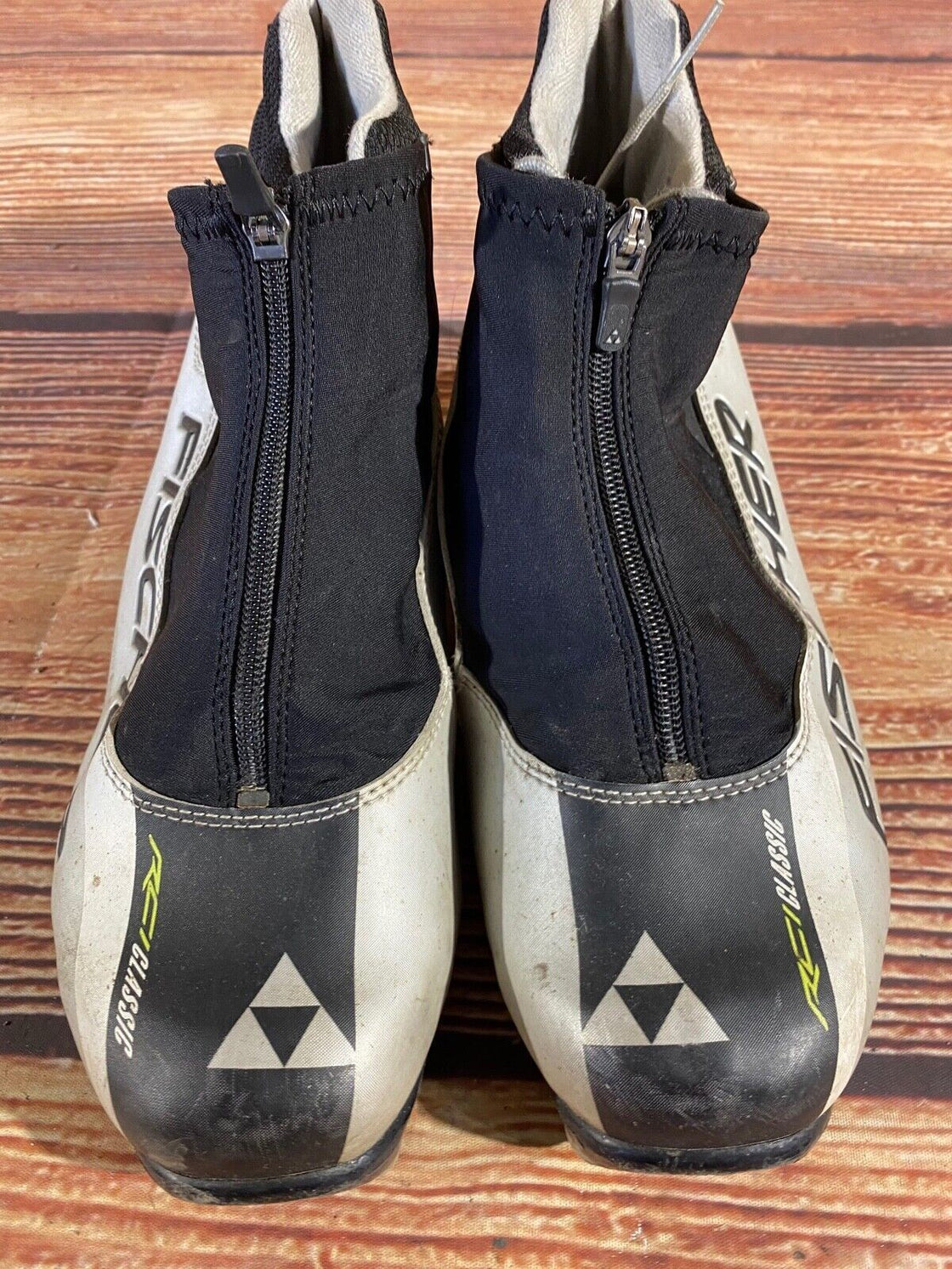 Fischer RC Classic Nordic Cross Country Ski Boots Size EU44 US10.5 NNN