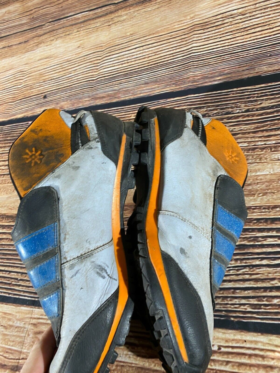 Adidas Vintage Cycling MTB Shoes Mountain Biking Size EU42 2/3, US9, Mondo 264