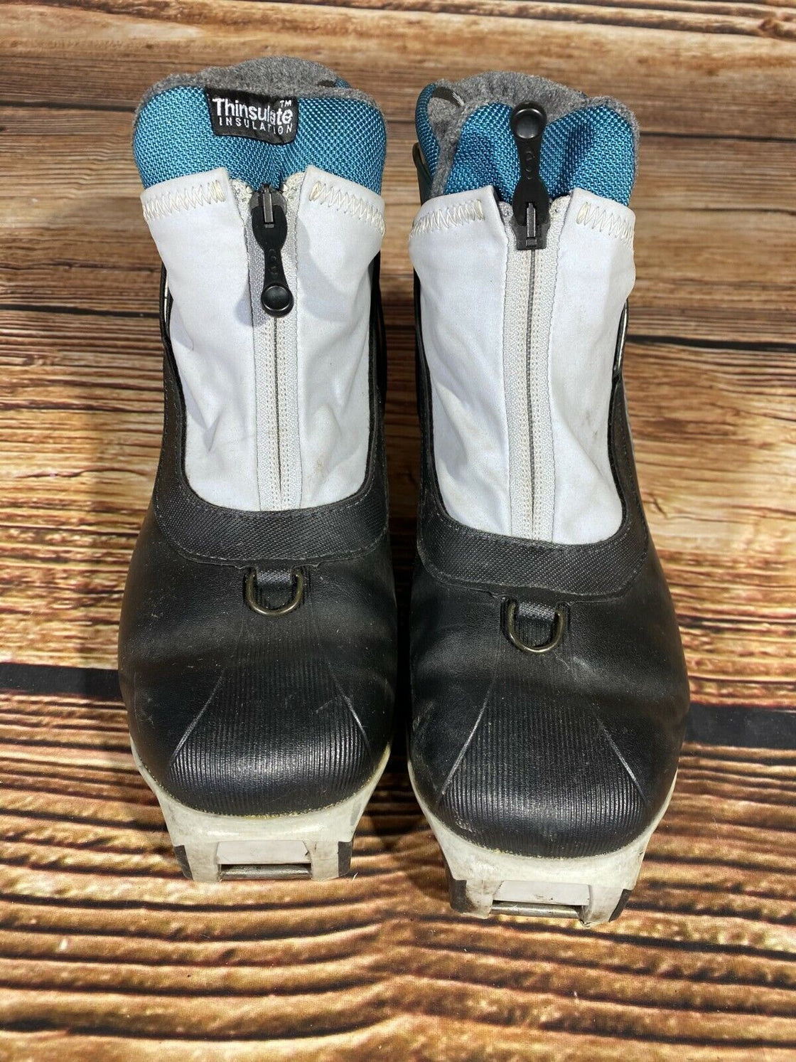 SALOMON Cross Country Ski Boots Size EU38 US6.5 SNS profil