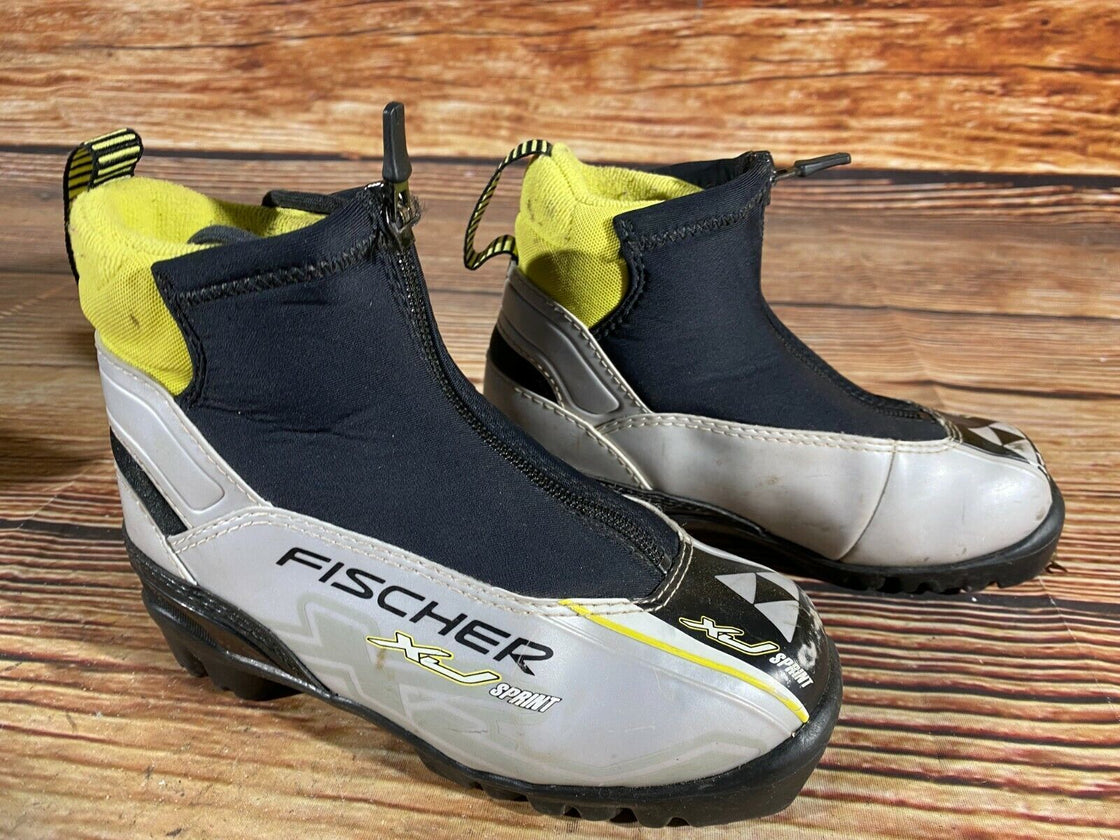 Fischer XJ Sprint Kids Nordic Cross Country Ski Boots Size EU31 NNN F-125