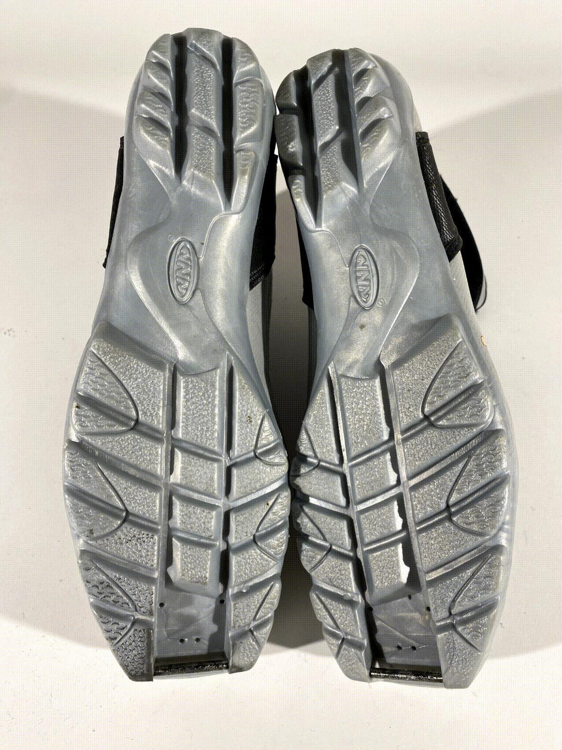 Alpina ST10 Cross Country Ski Boots Classic Size EU43 US9.5 NNN Rottefella