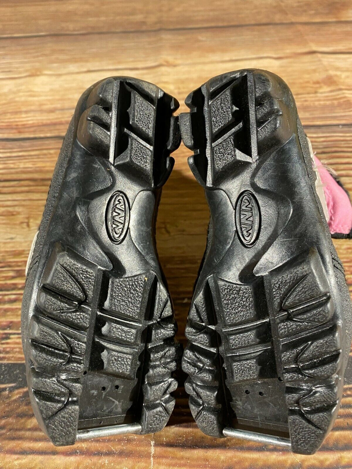 Fischer Snow Star Kids Nordic Cross Country Ski Boots Size EU26 US9 NNN F-155