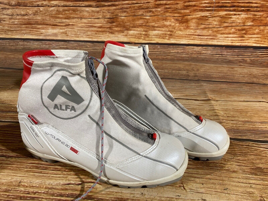 Alfa Nordic Cross Country Ski Boots Vintage for NNN Size EU39, US6.5
