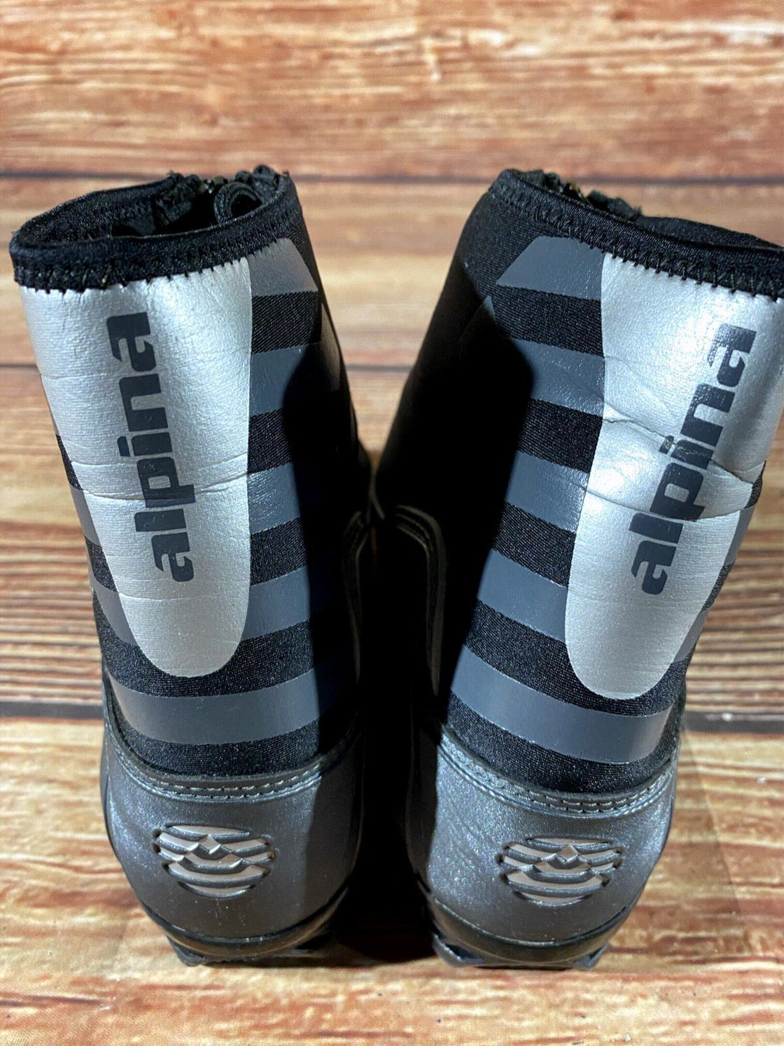 Alpina T10 Nordic Cross Country Ski Boots Size EU40 US7.5 for NNN 931