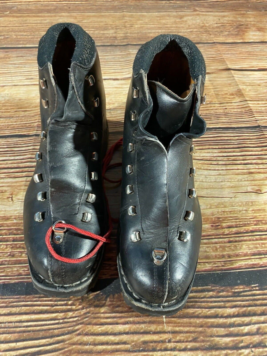 OLIMPIADI Leather Vintage Alpine Ski Boots EU41 US7.5, Mondo 255 Cable Bindings