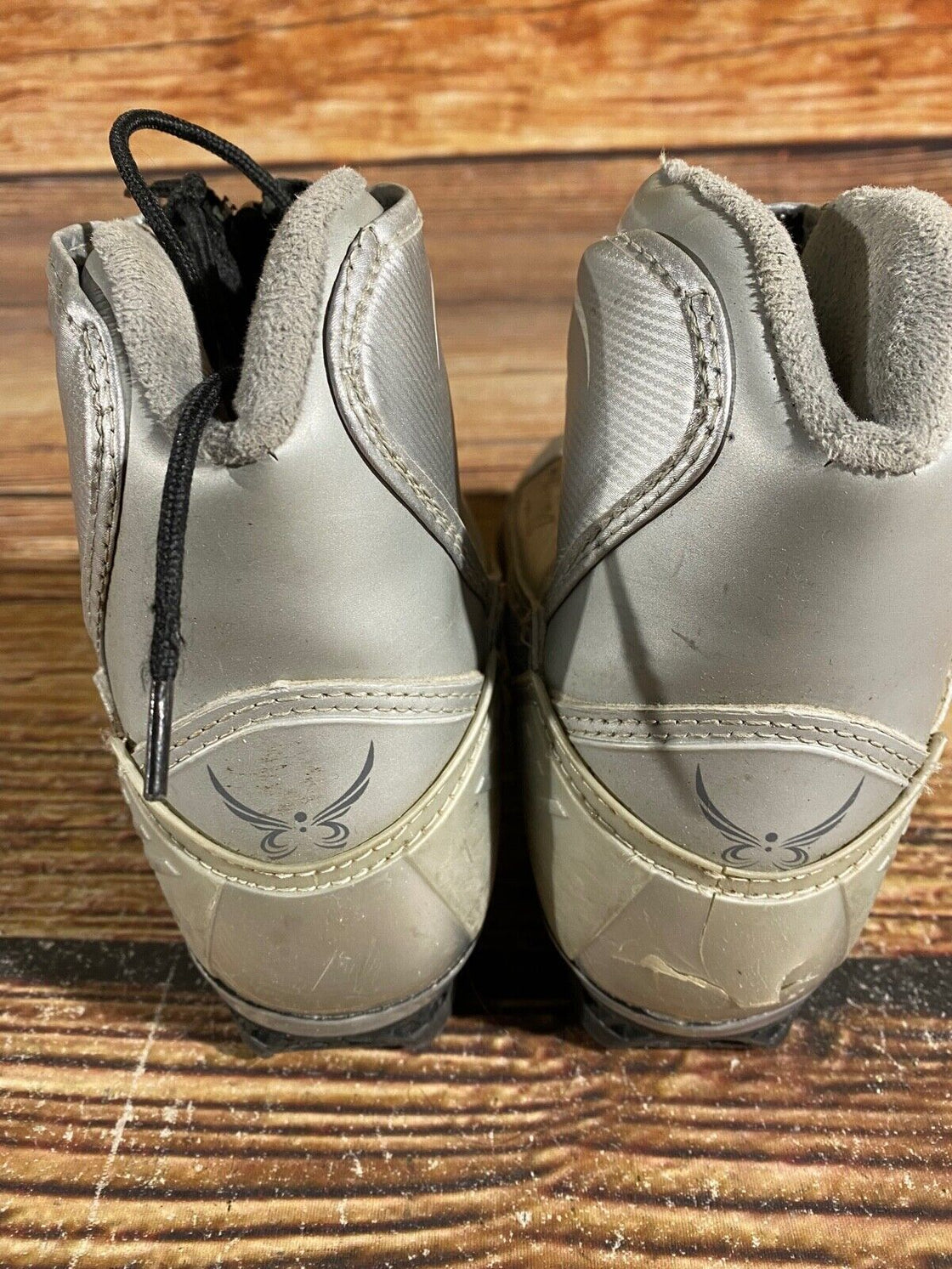 Alpina Eve28G Nordic Cross Country Ski Boots Size EU37 US5.5 for NNN 859