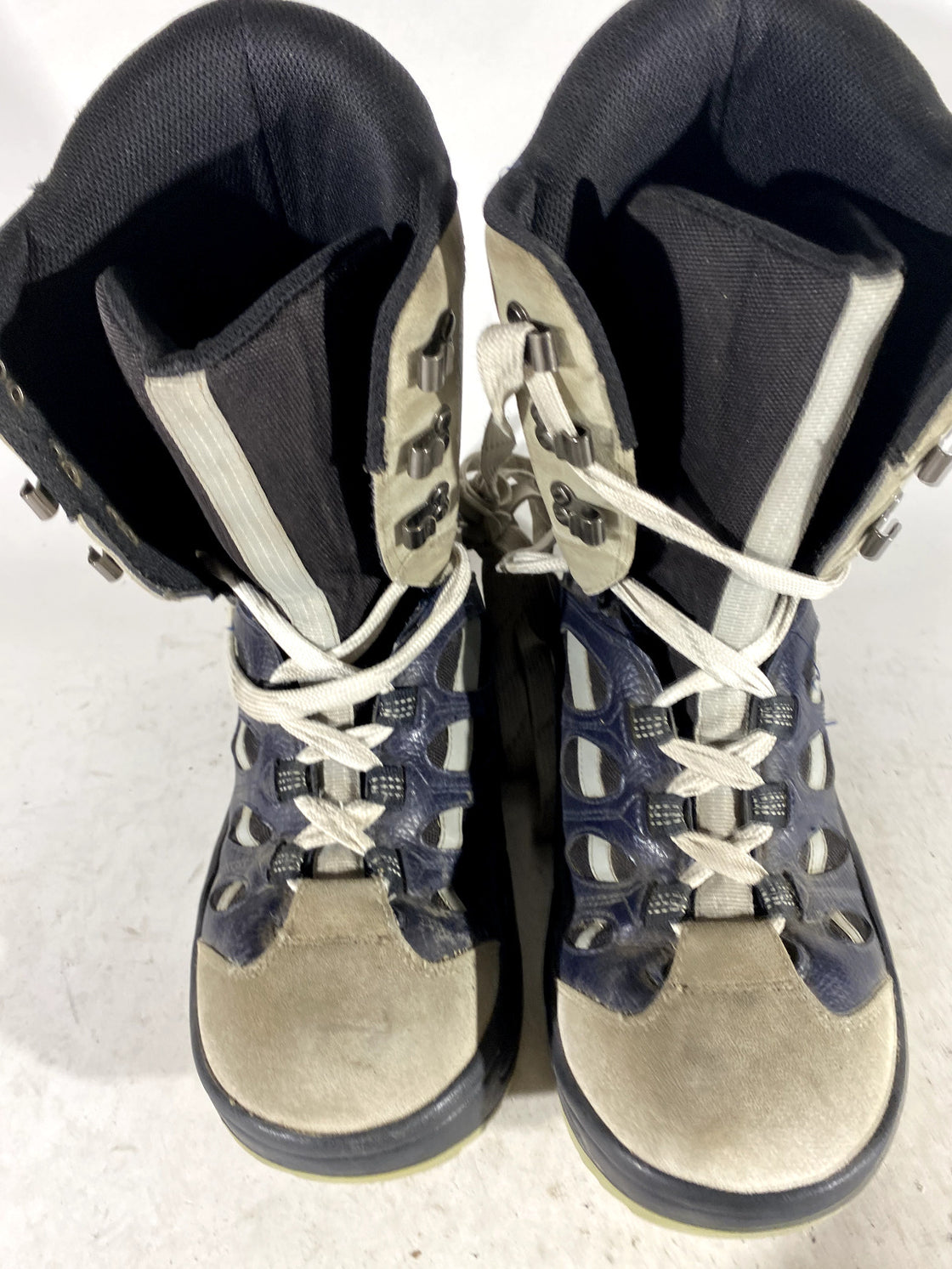 EXTREME Snowboard Boots Size EU46, US12, UK11, Mondo 305 mm