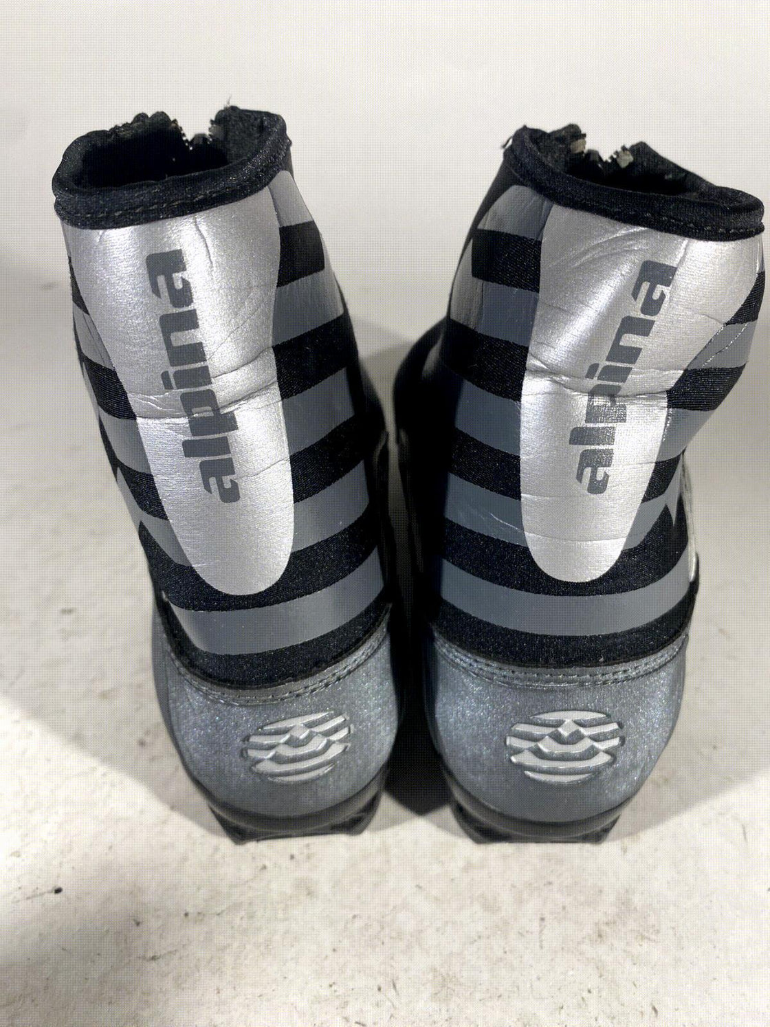 Alpina T10 Nordic Cross Country Ski Boots Size EU42 US9 for NNN