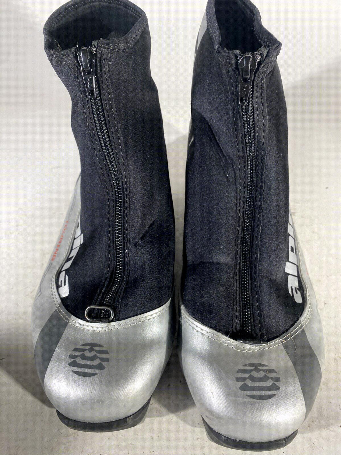 Alpina T10 Nordic Cross Country Ski Boots Size EU42 US9 for NNN 771
