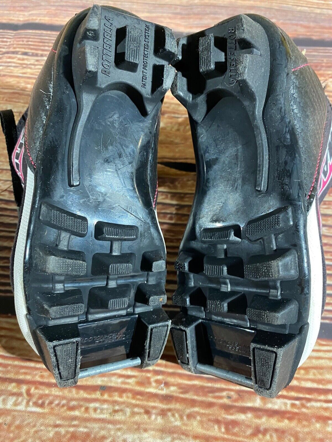 Madshus Burerfly Kids Nordic Cross Country Ski Boots Size EU26 US9 NNN M188