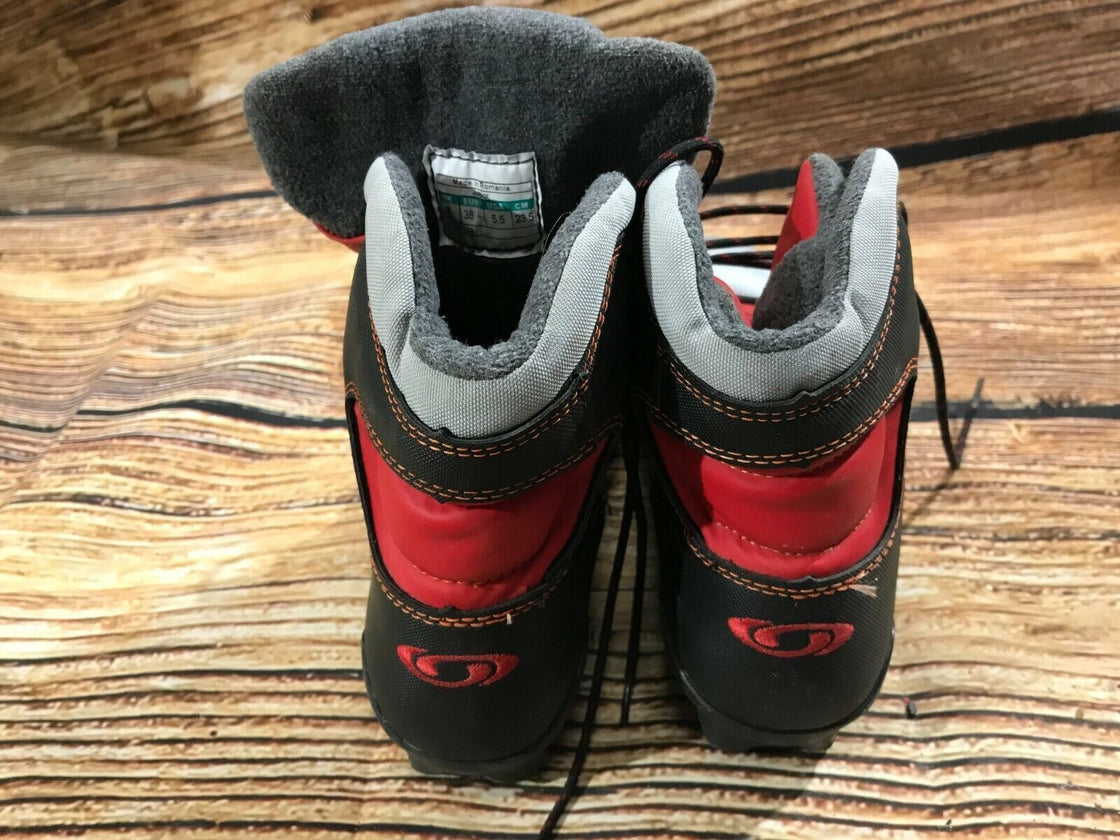 SALOMON Nordic Cross Country Ski Boots Size EU38 US5.5 SNS Profil