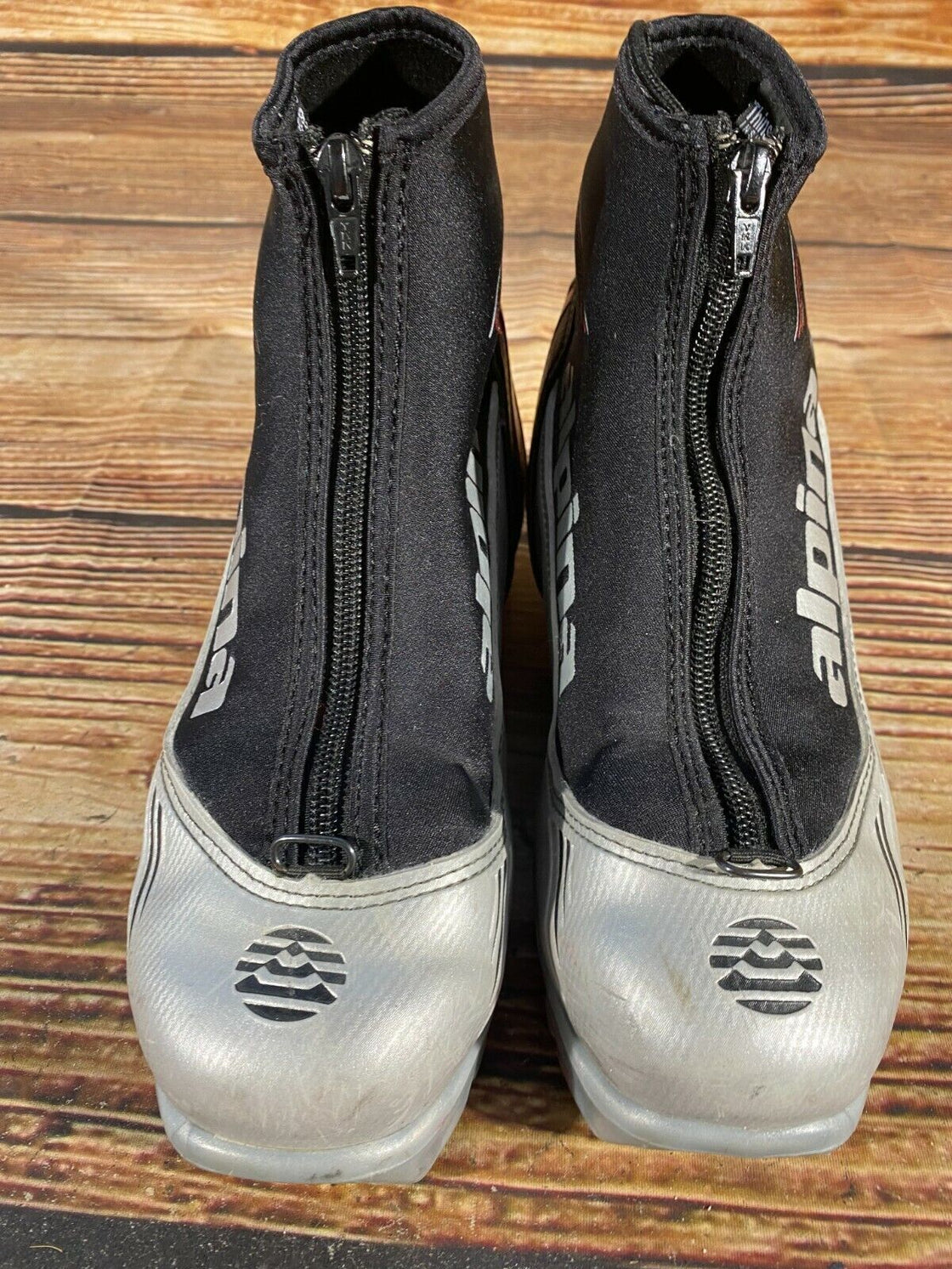 Alpina ST10 jr Nordic Cross Country Ski Boots Size EU37 US5 NNN bindings 653