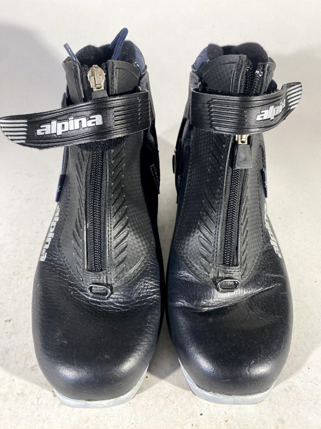 Alpina 240 Nordic Cross Country Ski Boots Size EU40 US7.5 NNN bindings 833