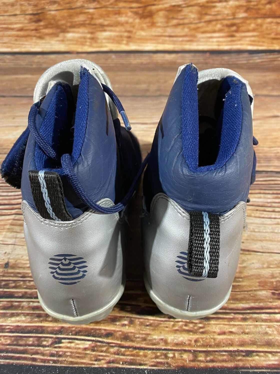 Alpina 311 Nordic Cross Country Ski Boots Size EU40 US7.5 NNN bindings 602