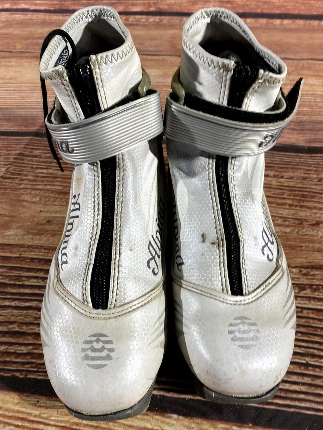 Alpina Eve30S Nordic Cross Country Ski Boots Size EU37 US5.5 for NNN 919